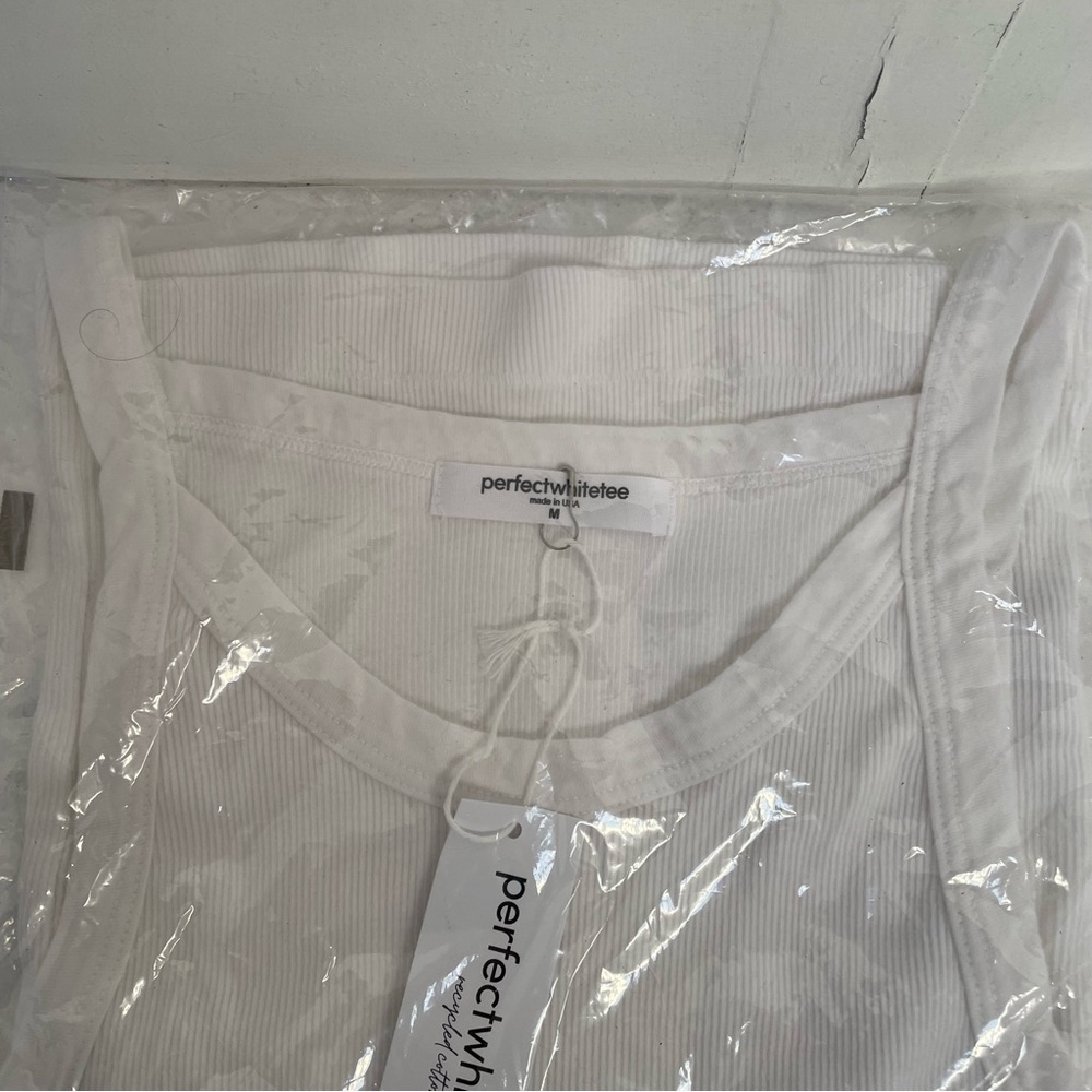 perfectwhitetee Women's Annie White Tank Top NWT Original Packaging - Picture 4 of 7